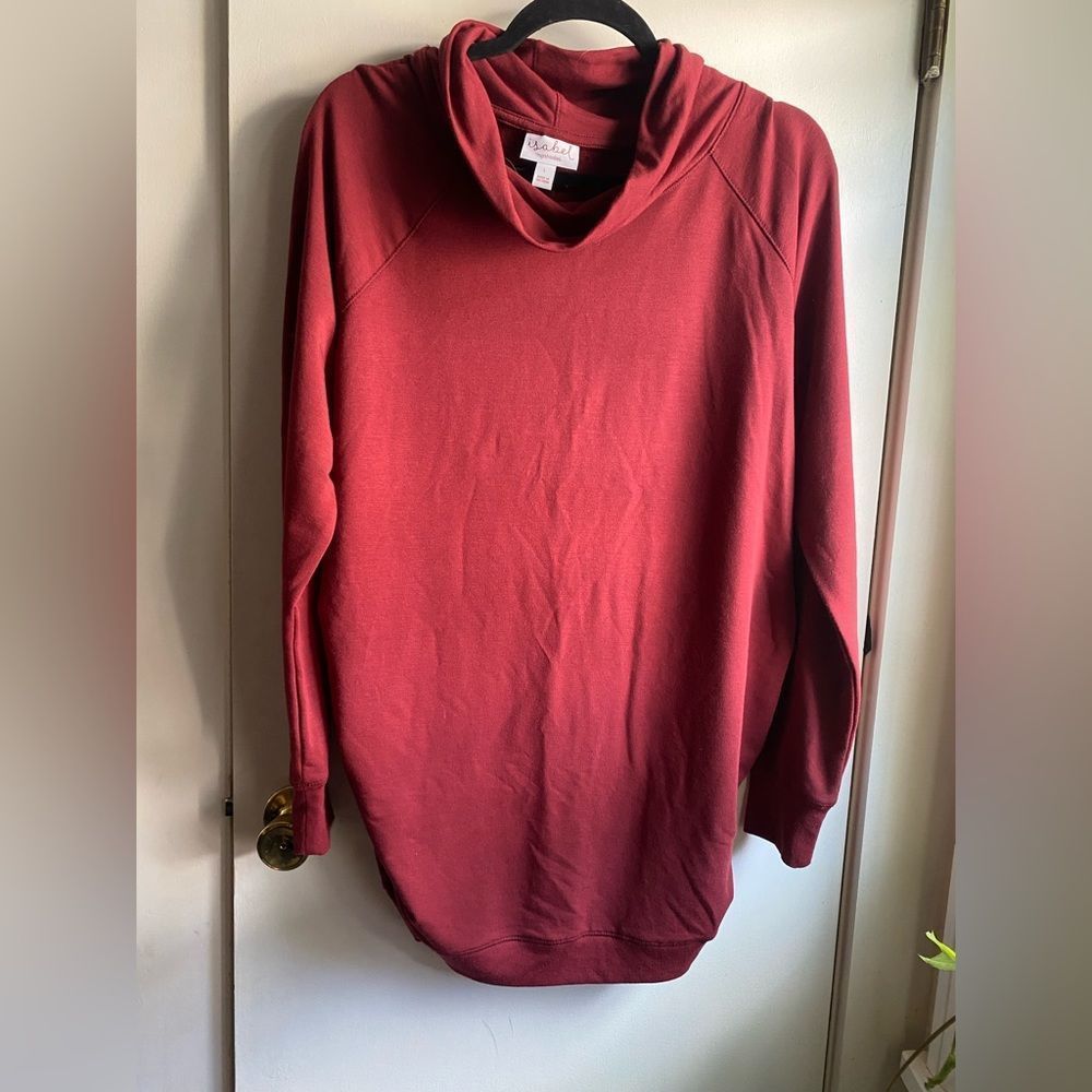 Isabel Maternity size Large long sleeve top